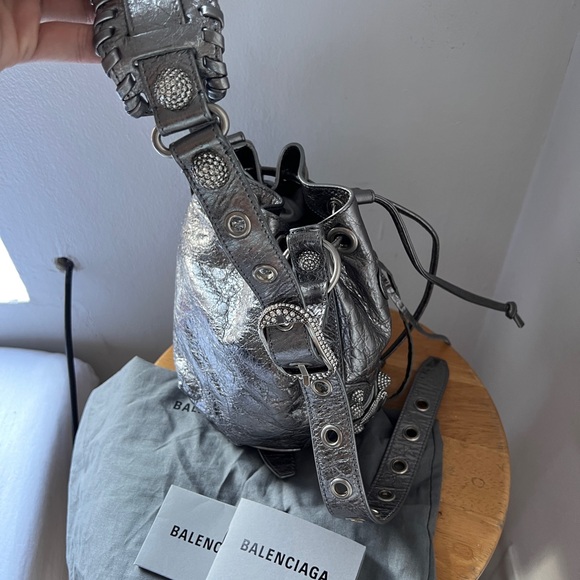BNWT Balenciaga Agneau Le Cagole XS Bucket Bag Rhinestones Metallic Silver - Picture 6 of 11